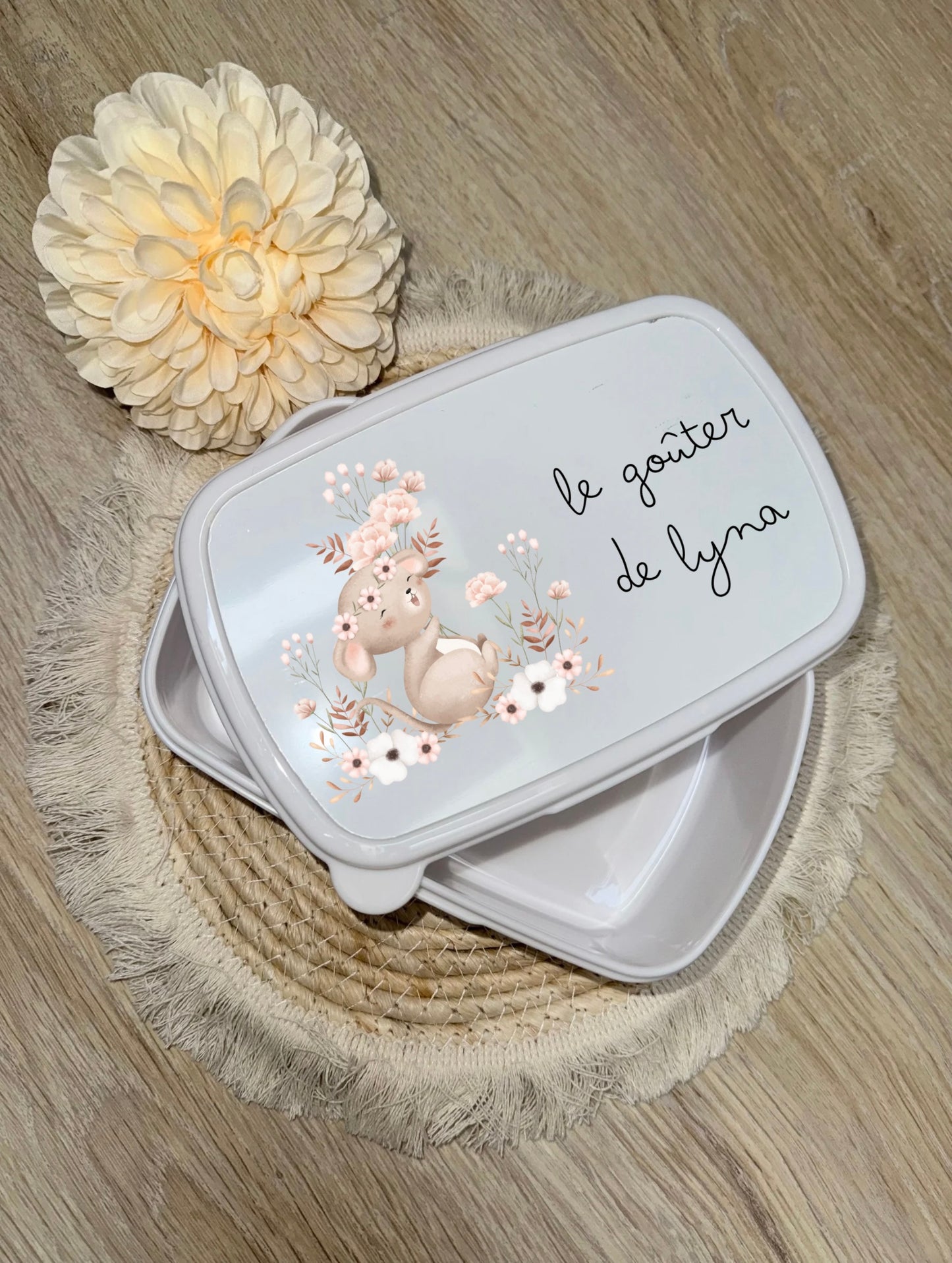 Boîte à goûter personnalisée