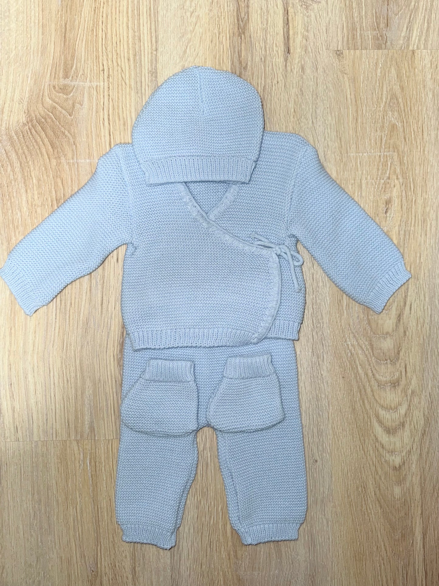 Ensemble Naissance 4 pièces en laine personnalisé