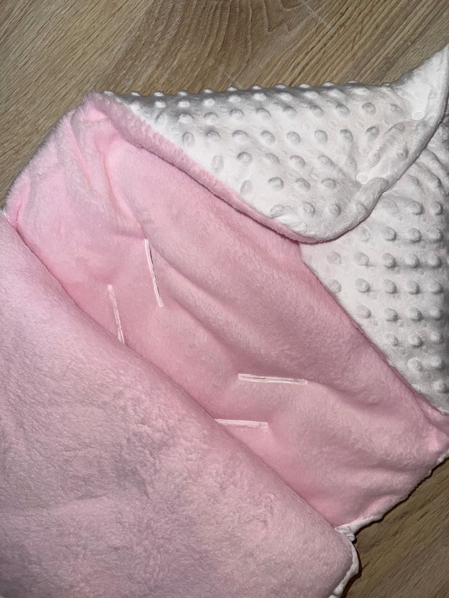 Nid d'ange en minky personnalisé